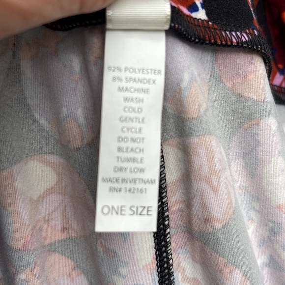 LuLaRoe New OS One Size Black Geometric Leggings NWT - Picture 5 of 8